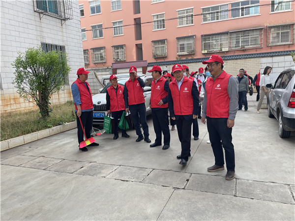 市长张德华率队到江川区督导创文工作 (2).jpg 市长张德华率队到江川区督导创文工作 (2).jpg
