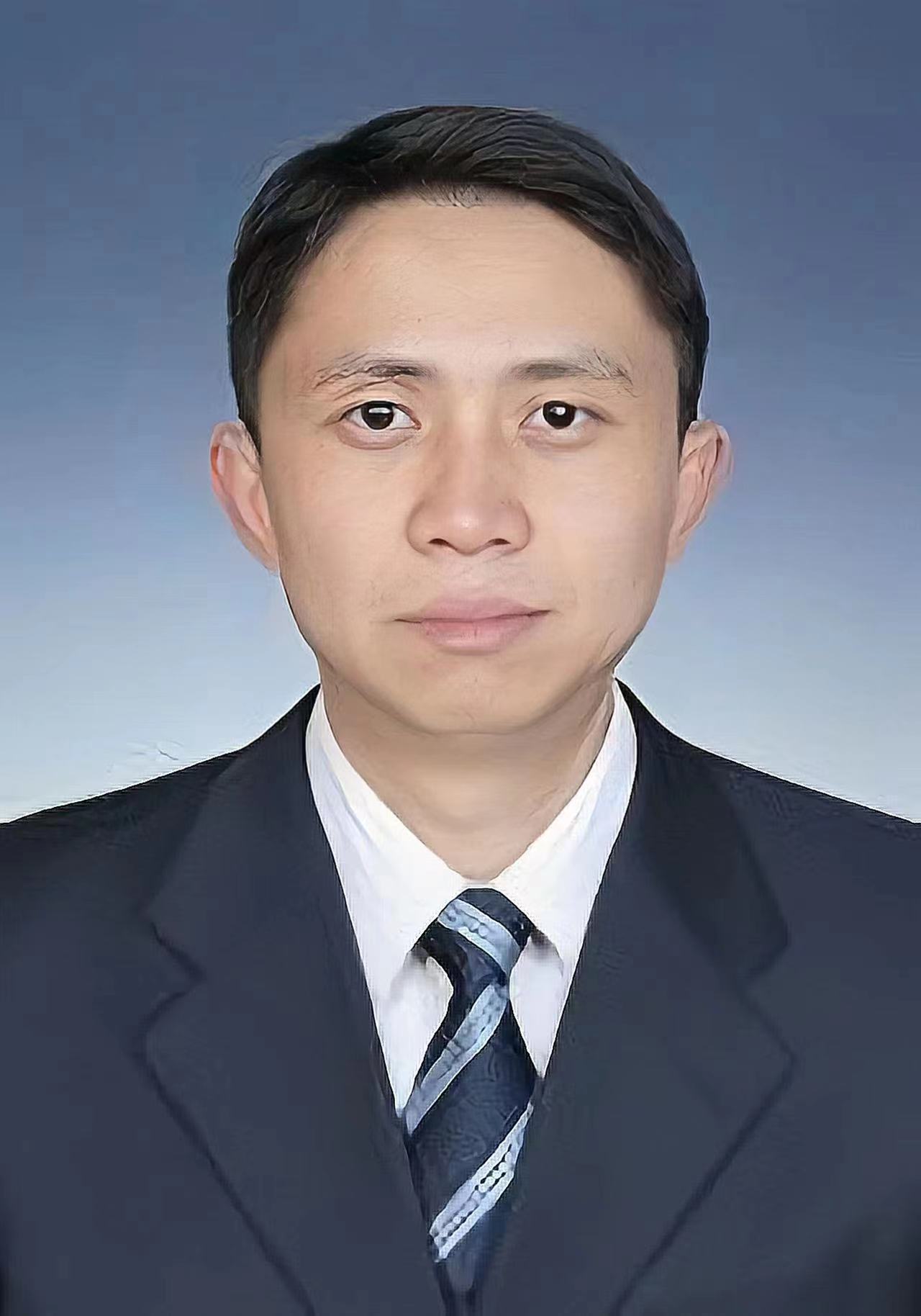 王晋.jpg