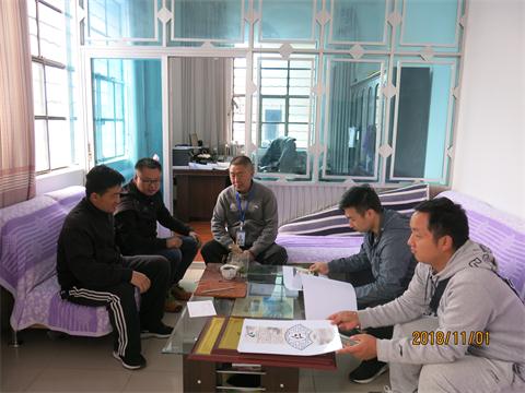图2 座谈交流2.jpg 图2 座谈交流2.jpg