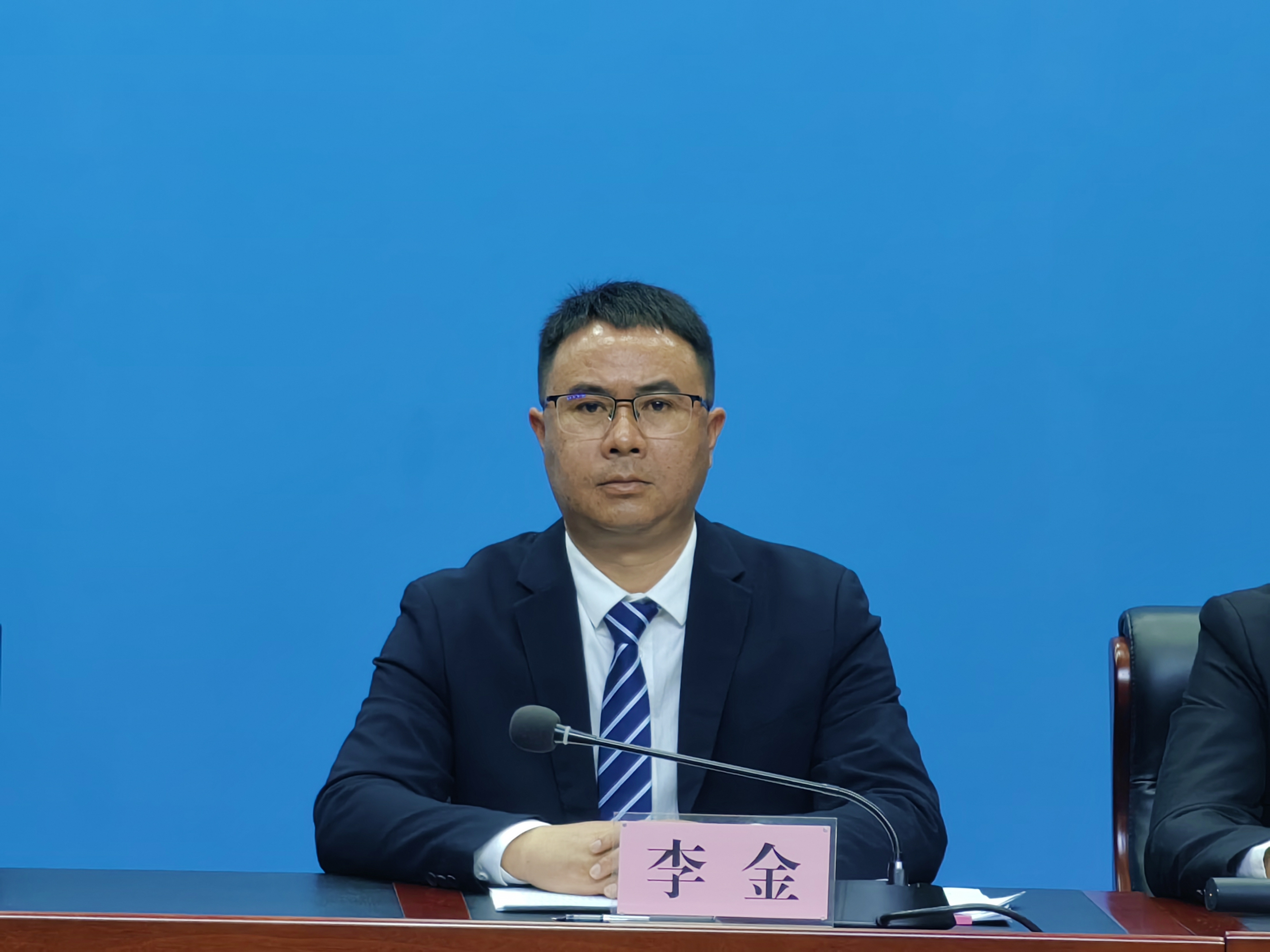 微信图片_20251107173536_126_112.jpg 微信图片_20251107173536_126_112.jpg