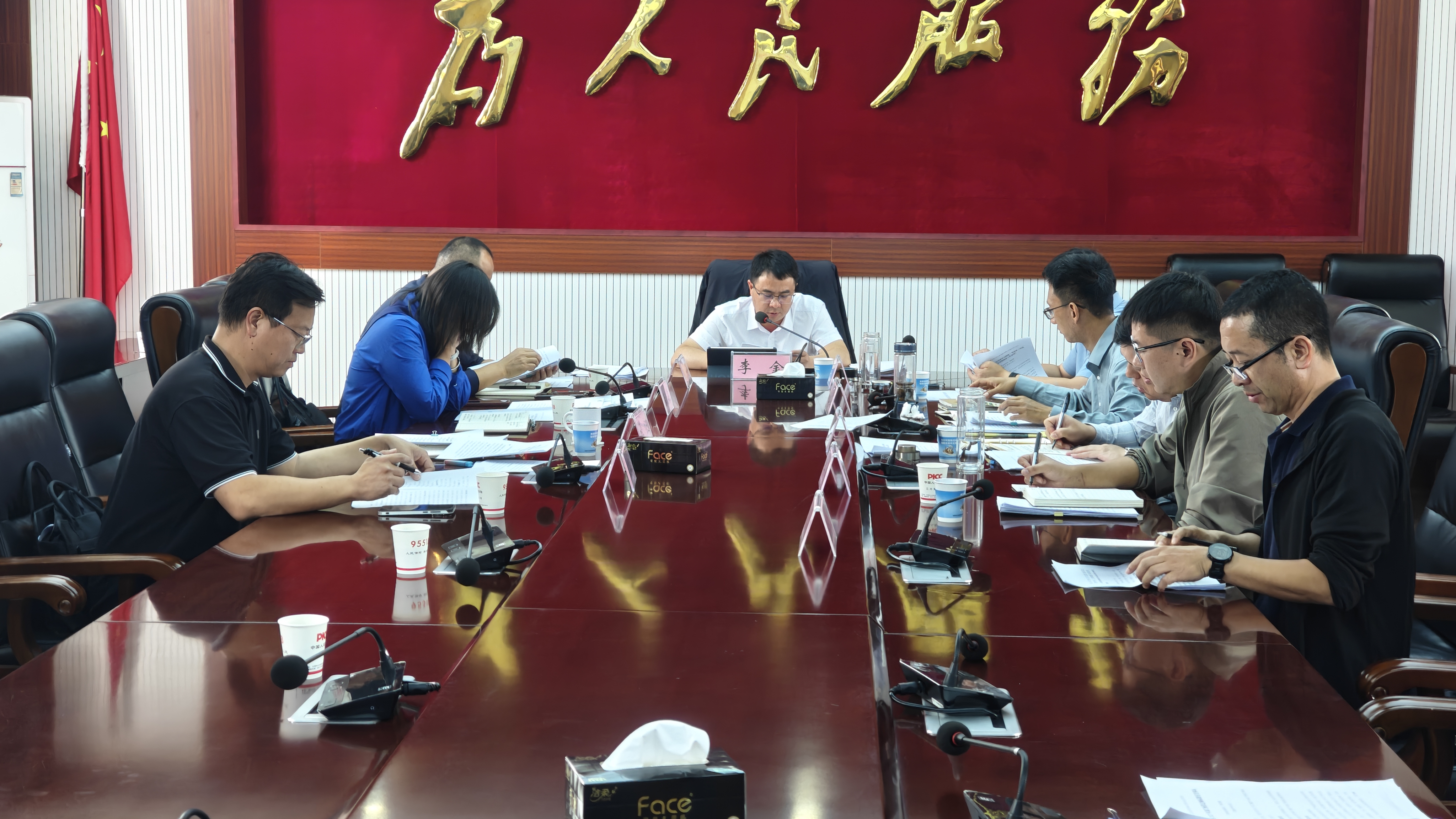 区政府党组理论学习中心组举行2026年第六次集中学习5.jpg 区政府党组理论学习中心组举行2026年第六次集中学习5.jpg