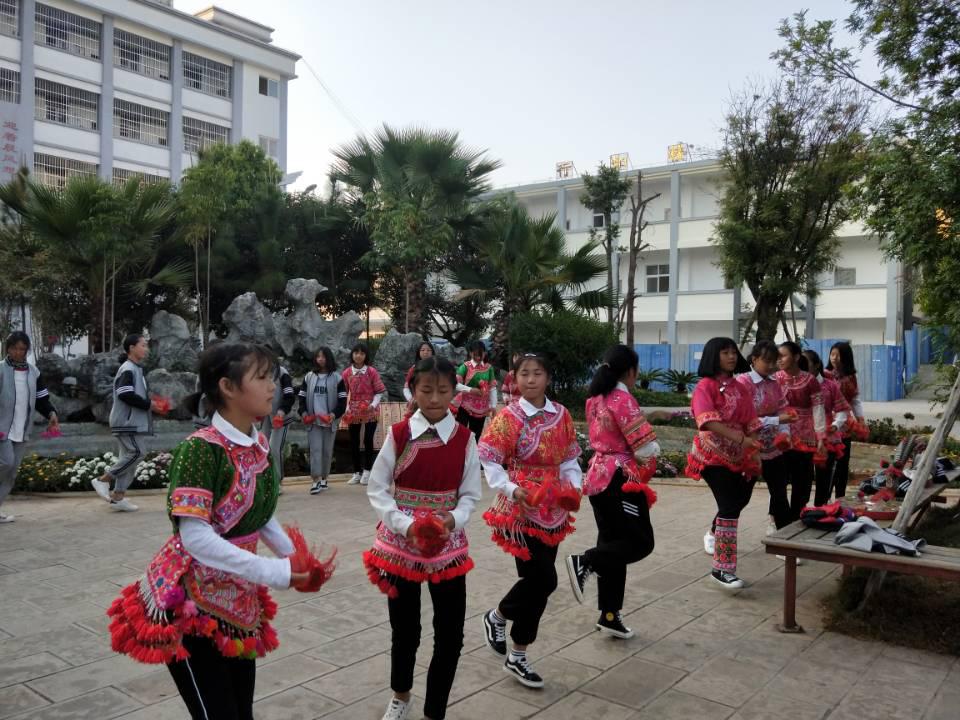 图片2.jpg 图片2.jpg