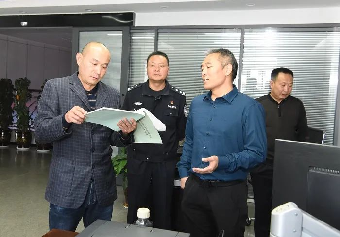 刘麟到玉溪市公安局江川分局调研指导工作