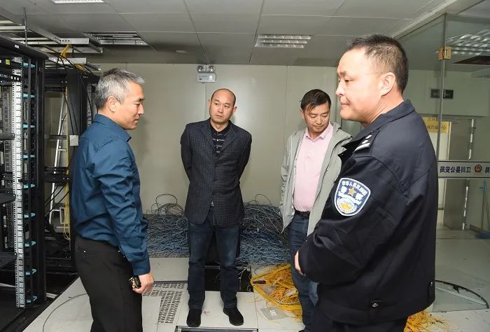 刘麟到玉溪市公安局江川分局调研指导工作