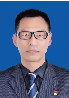 杨.jpg