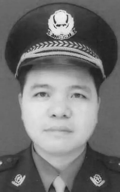 11刘永志.jpg 11刘永志.jpg