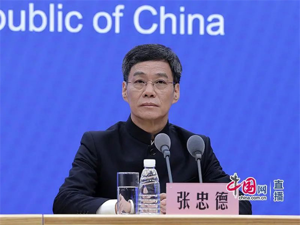 广东省中医院院长 张忠德.jpg