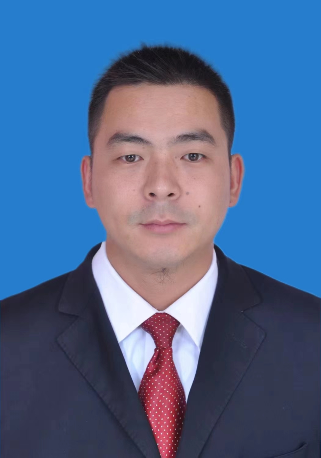 杨钰.jpg 杨钰.jpg