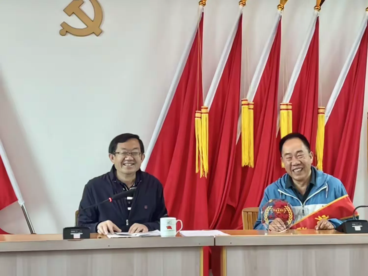 图片1.png 图片1.png