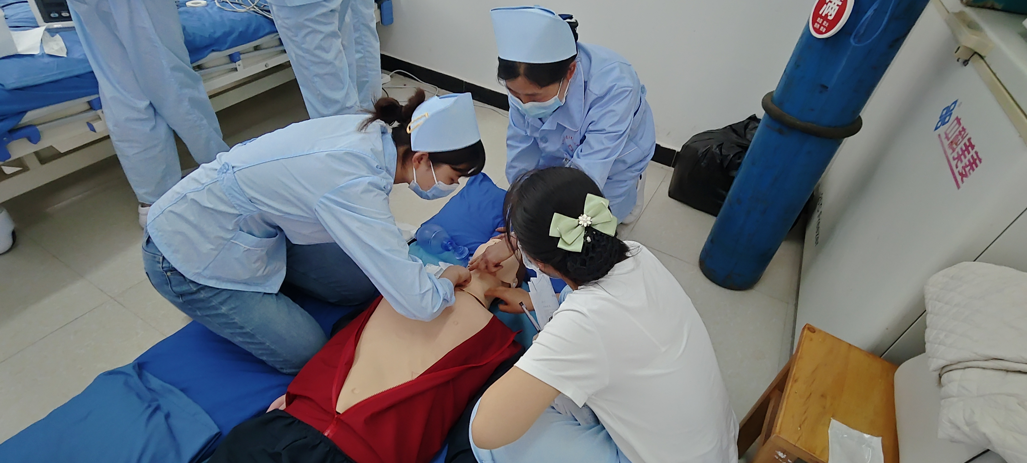 图片2.jpg 图片2.jpg